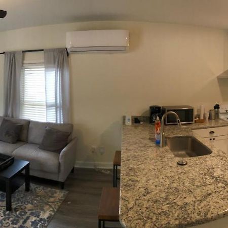 Lakewoodlyon Park Renovated Cottage Near Duke 23A Durham Exteriör bild